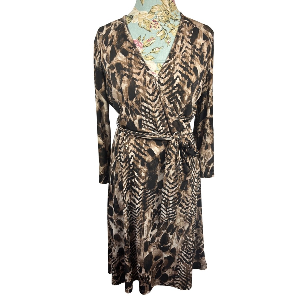 Chicos Faux Wrap Dress Sz Medium Animal Print Long Sleeve Belted Midi Slinky